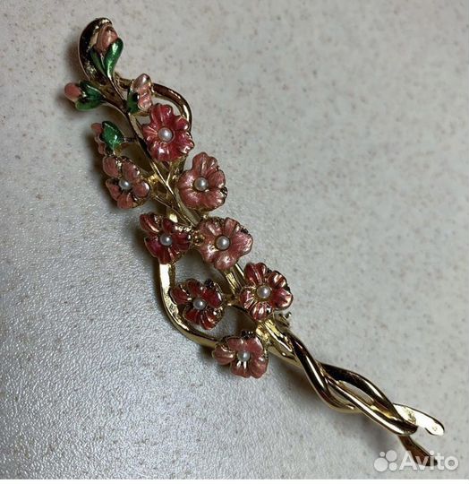 Винтажная брошь америка