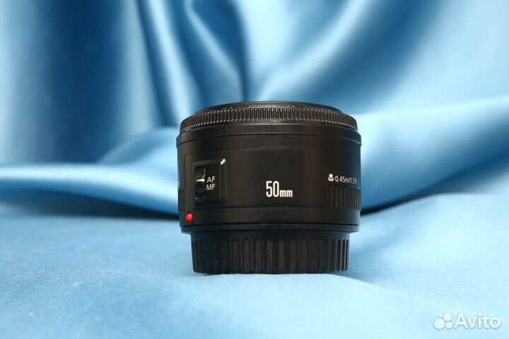 Canon EF 50mm f/1.8 II в прекрасном состоянии