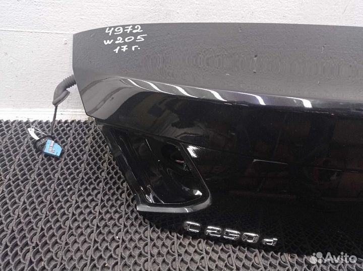 Крышка багажника Mercedes-Benz C-Class