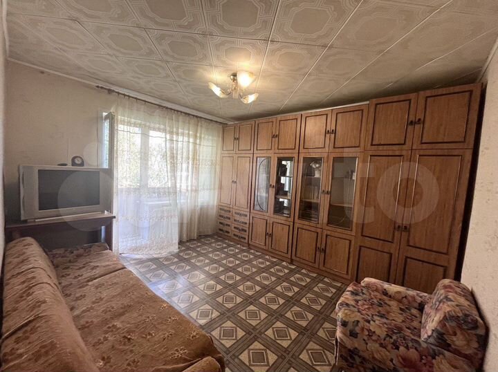 2-к. квартира, 37 м², 5/5 эт.