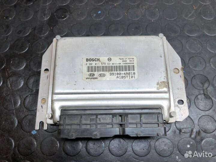 Блок управления двс Kia Sorento 1 391004A810