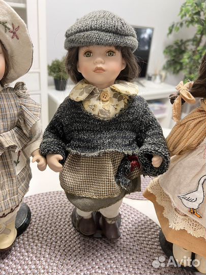 Кукла фарфоровая коллекционная