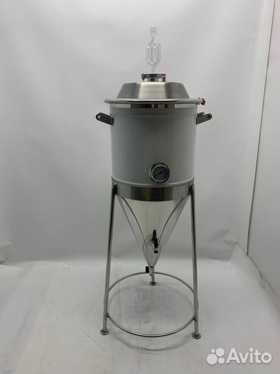 Цкт Цилиндро-конический танк купольный 40 литров