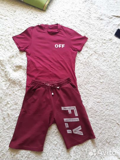 Шорты с футболкой