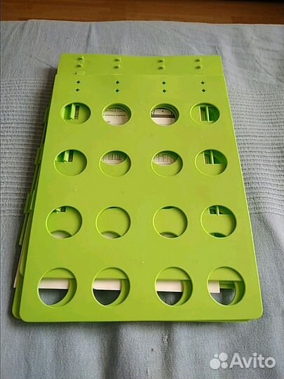 Пластиковый пресс для хранения одежды