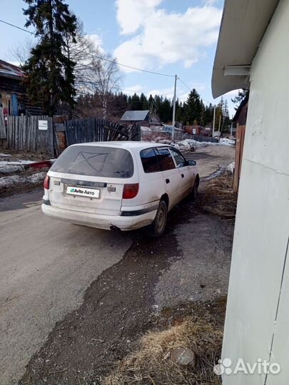 Toyota Caldina 2.2 AT, 1999, 15 000 км