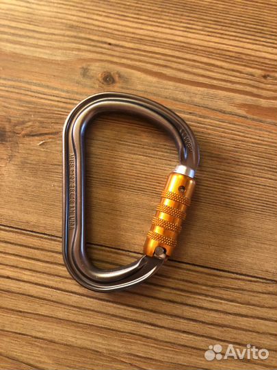 Французский карабин Petzl William