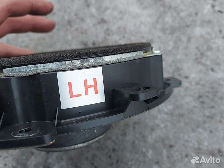 Динамик передний Хендай Старекс H1