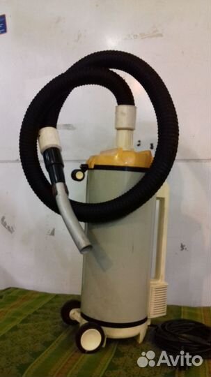 Пылесос 