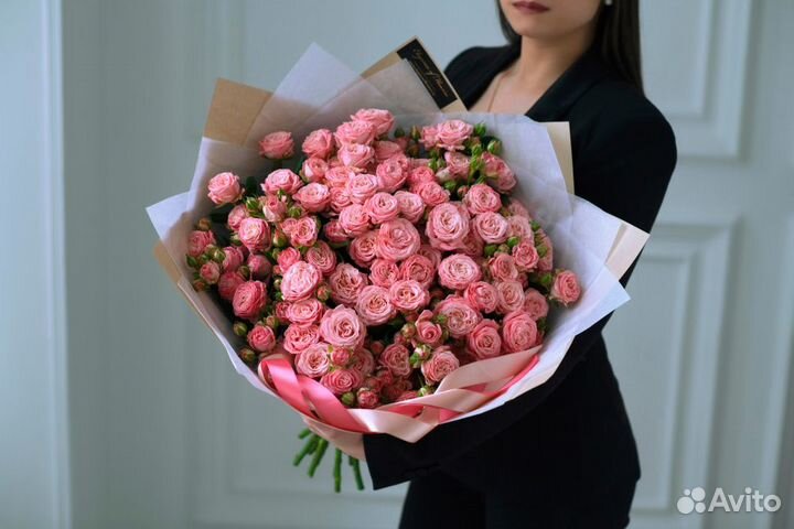 Букет из роз Кустовые розы Цветы