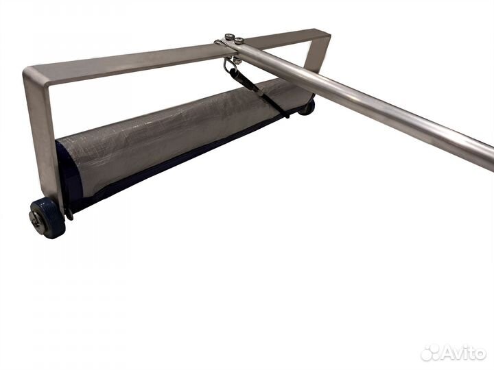 Кровельный снегоочиститель