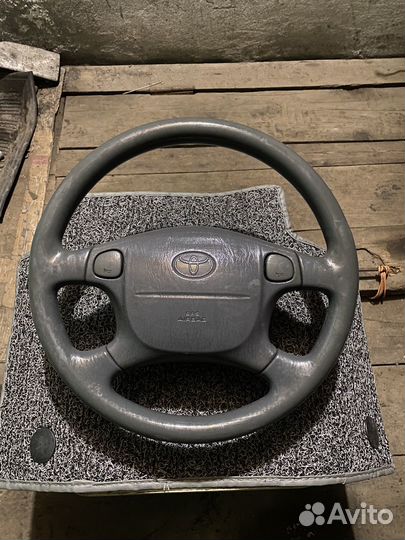 Руль на toyota corolla