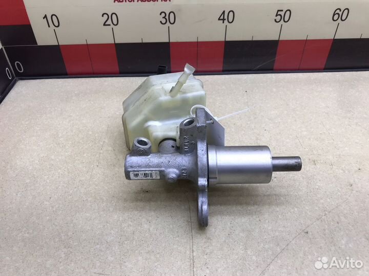 Главный тормозной цилиндр бмв Х3 Е83 гтц