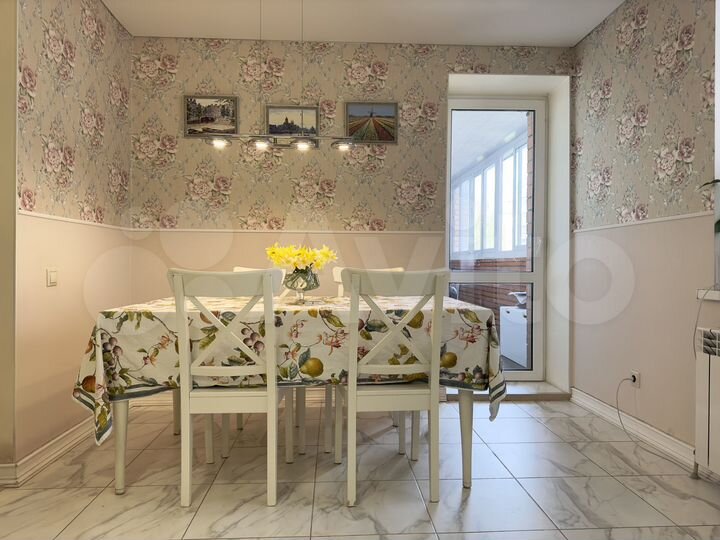 3-к. квартира, 90 м², 6/10 эт.