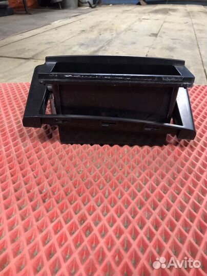 Рамка магнитолы тойота авенсис 2 с карманом