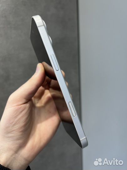 iPhone 16 plus 128 white бу sim esim