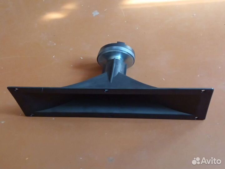 Рупорный вч динамик HF3401 8 Ом 100 Вт