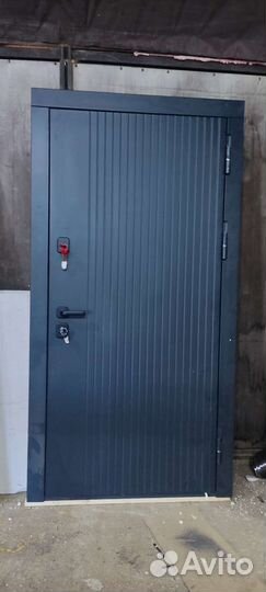 Дверь входная металлическая