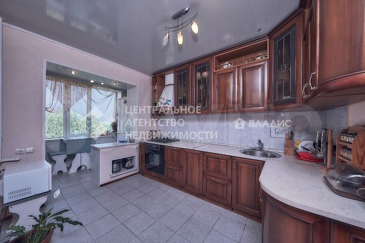 4-к. квартира, 92,8 м², 2/10 эт.