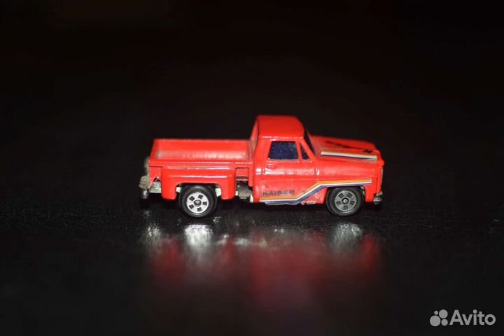 Модель автомобиля kaiser pick up