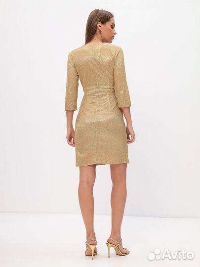 Блестящее платье на Новый год