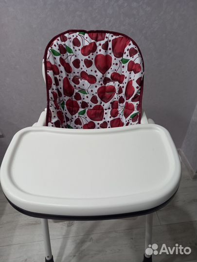 Стульчик для кормления в хорошем состоянии