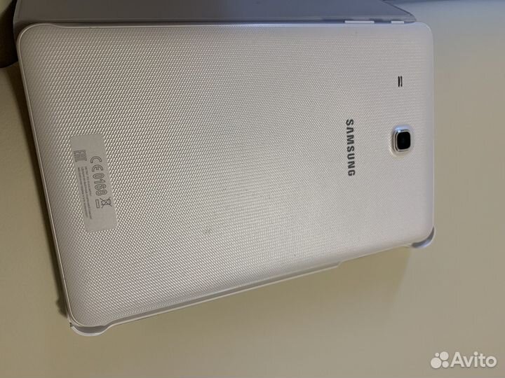 Samsung SM-T561