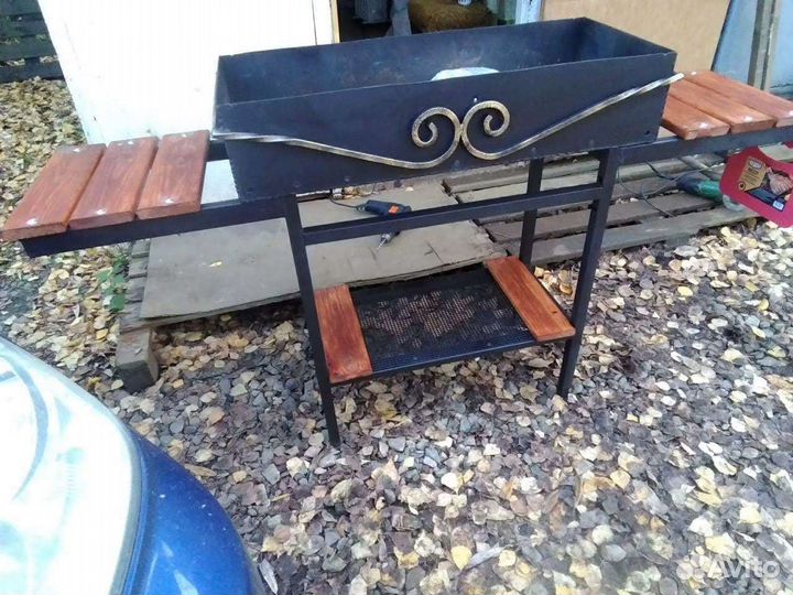 Мангал с крышей