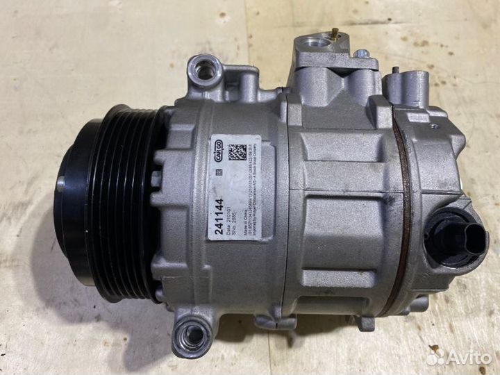 Компрессор кондиционера Mercedes-Benz E-Class W212