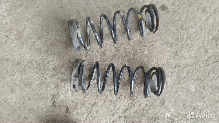 Пружины задние Kia Rio III