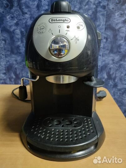 Кофеварка рожковая delonghi