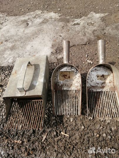 Совок для сбора ягод СССР