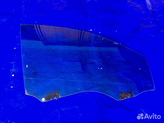 Стекло двери передней правой Renault Megane 2
