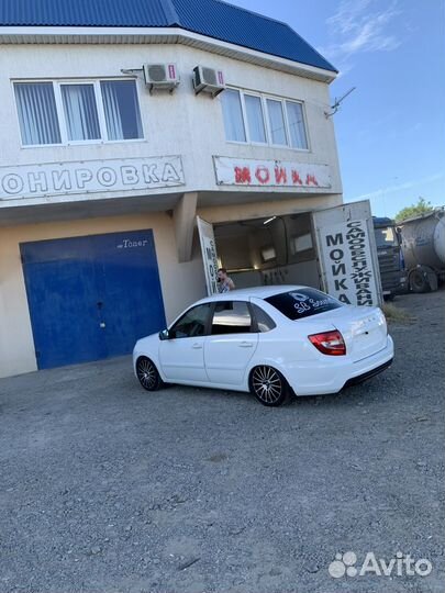 LADA Granta 1.6 МТ, 2020, 90 000 км