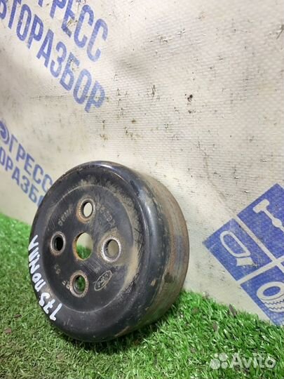 Шкив помпы Ford Focus 2 хэтчбек 1.6 hwdb 2006