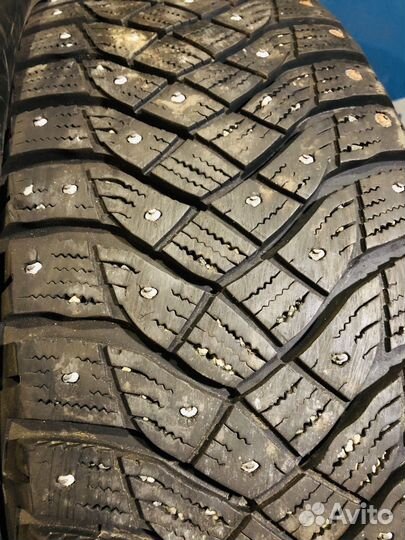 Goodyear UltraGrip Arctic 2 SUV 225/65 R17 106T