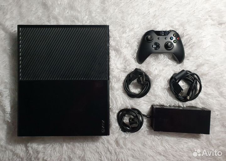 XBox One 500Gb + более 450 игр. Возможен обмен