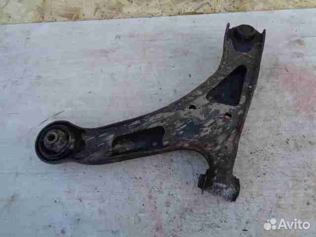 Рычаг передний правый нижний Suzuki Grand Vitara 2
