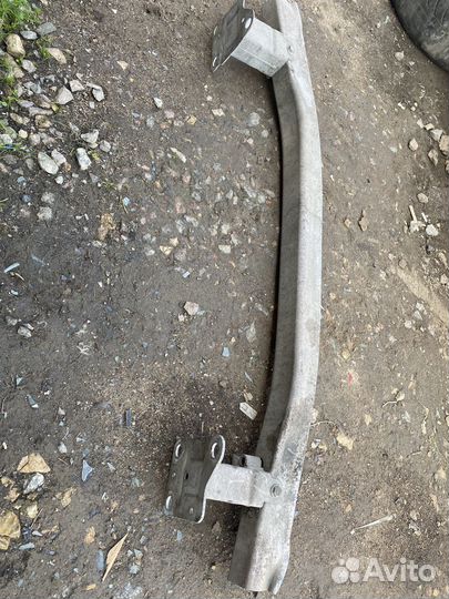 Усилитель бампера передний/задний Рено Меган 2