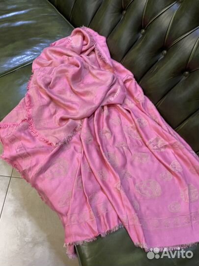 Alexander mcqueen платок - шаль 140 Италия