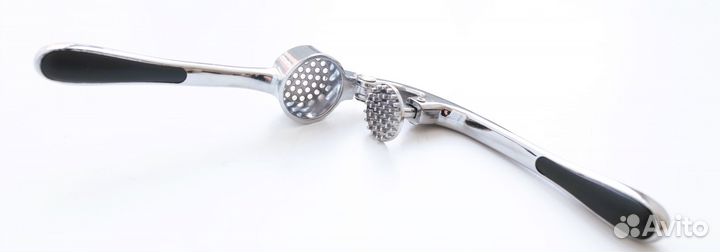 Чеснокодавка