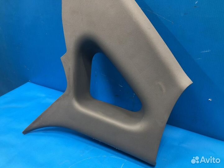 Обшивка задней стойки левая Hyundai Elantra 2006-2