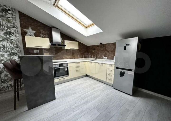 Квартира-студия, 93,8 м², 7/7 эт.