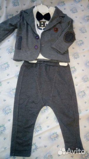 Костюм тройка