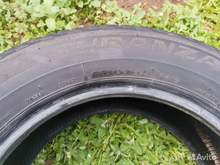 Bridgestone Turanza T001 225/60 R16 98V