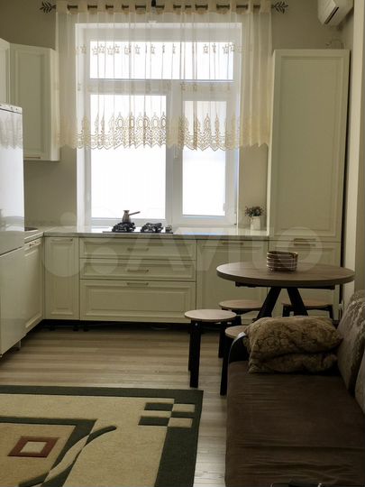 2-к. квартира, 50 м², 1/6 эт.