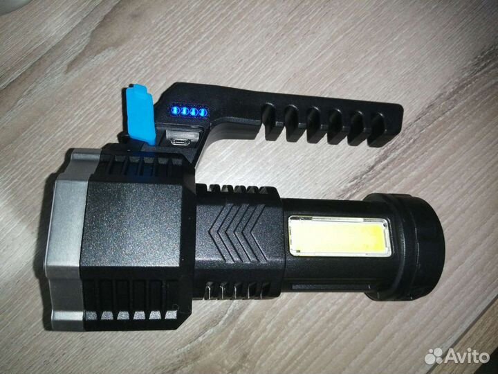 Фонарь светодиодный аккумуляторный