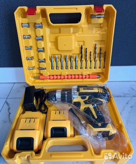 Шуруповерт Dewalt 21v