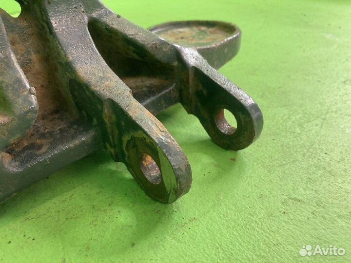 Кронштейн амортизатора mercedes-benz actros MP III