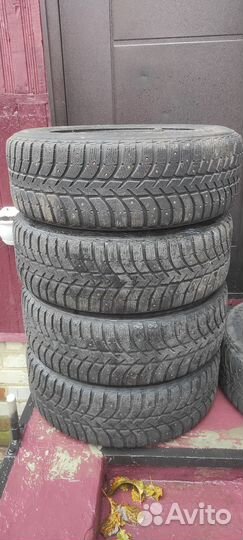 Bridgestone Ice Cruiser 5000 195/65 R15 91T